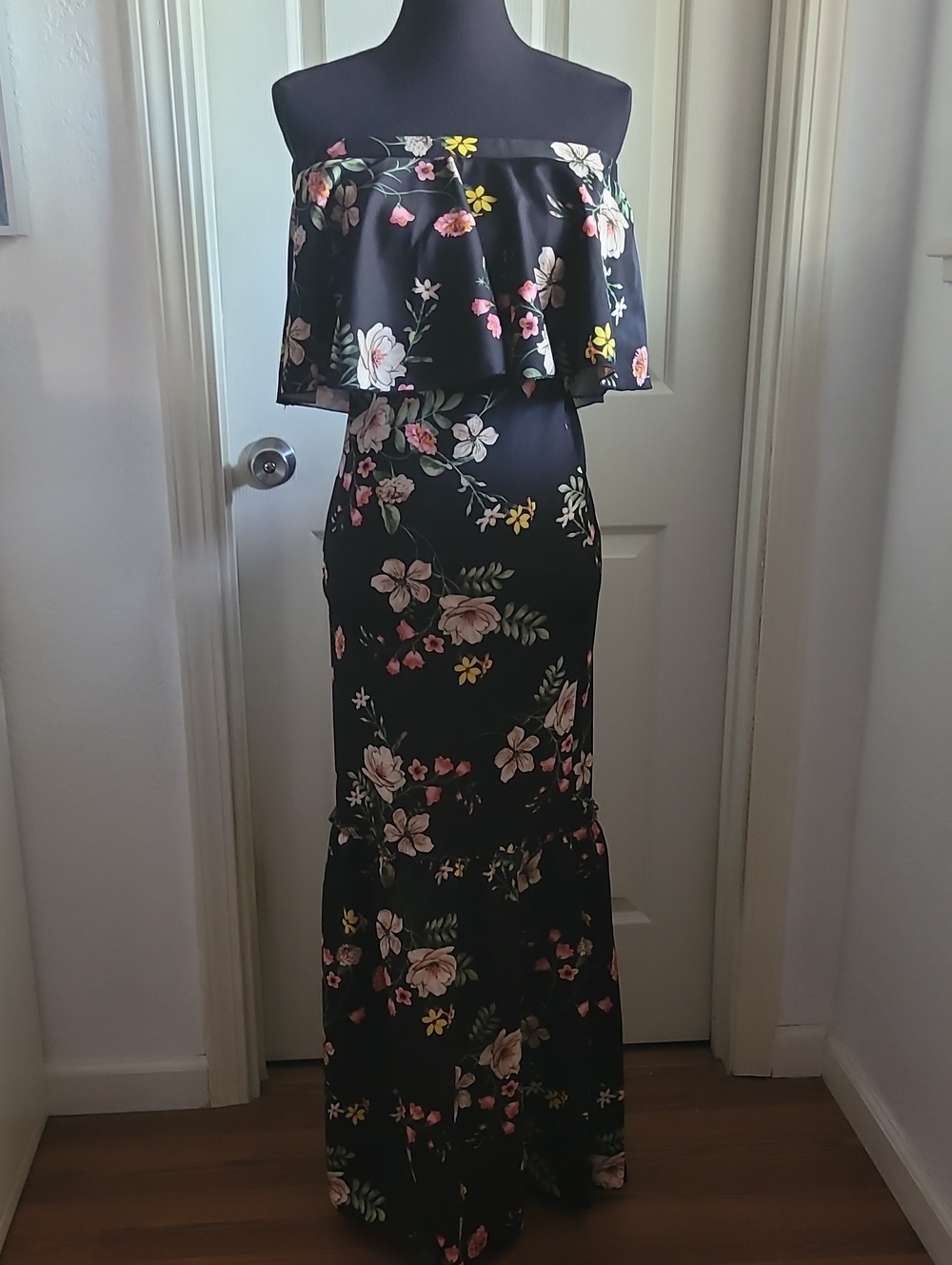 Strapless Black Floral Maxi Dress SUPER STRETCHY SIZE S NEW MADE IN USA